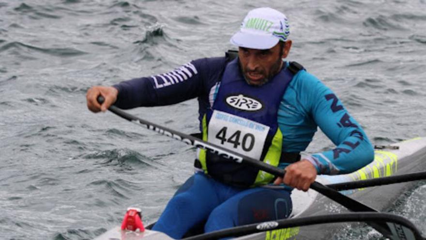 Jesús Pérez se impone en OC1 en la Regata de la ETEA