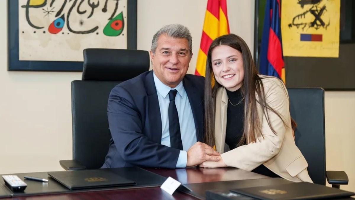 Claudia Pina renueva con el Barça hasta 2026
