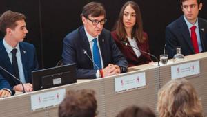 Illa reivindica l’oficialitat del català a la UE en una Europa en crisi