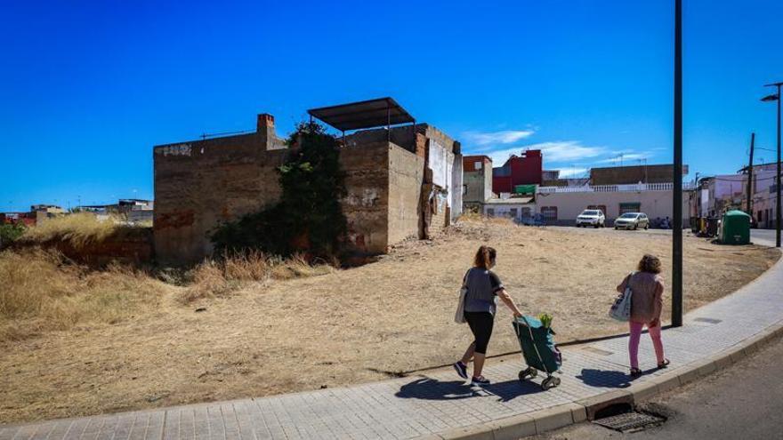 El Cerro y Pardaleras piden fondos para urbanizar la zona de la riada