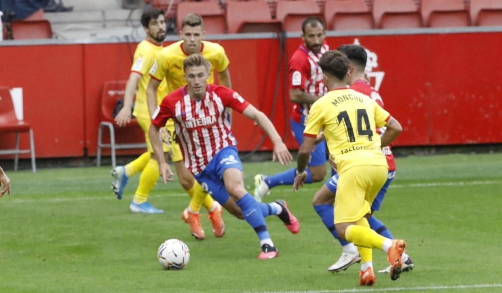 El partido entre el Sporting y el Girona, en imágenes