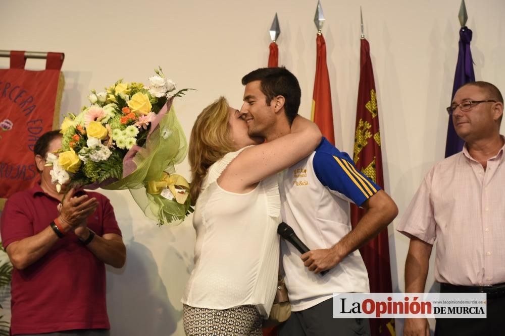 Recibimiento de Miguel Ángel López en Llano de Brujas a su vuelta de Río