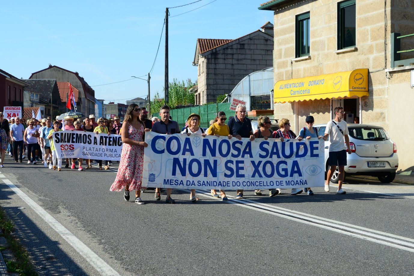 Moaña planta el grito en la calle: "Coa nosa saúde non se xoga"