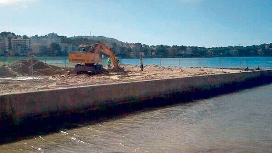 Arbeiten in Santa Ponça für das Stromkabel.