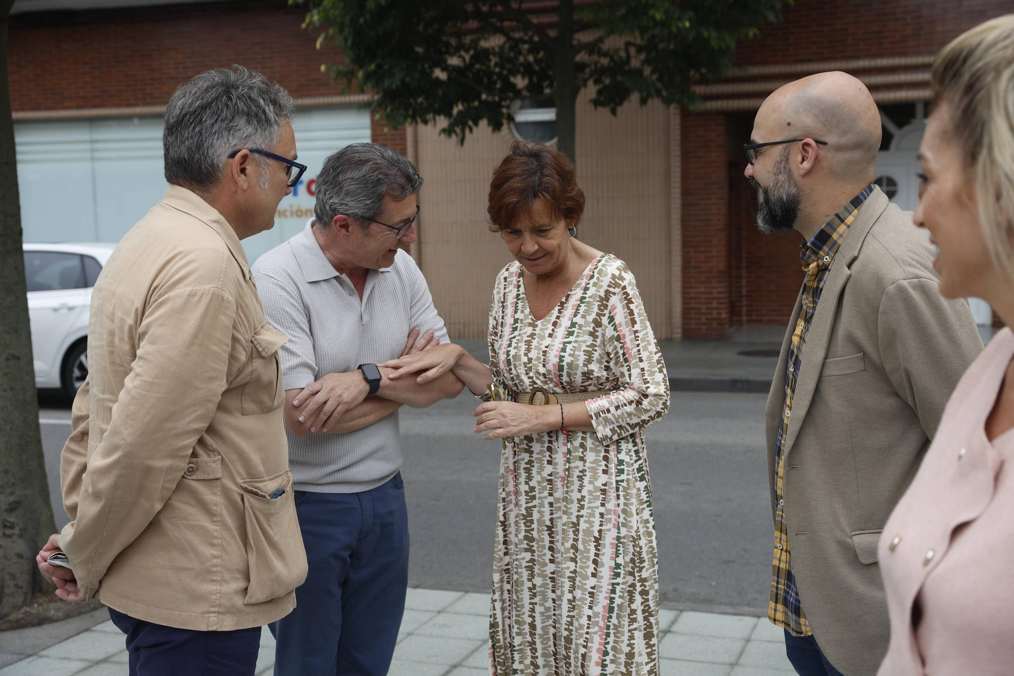 Gijón abre la puerta a Naval Azul desde esta nueva plaza en el corazón de El Natahoyo (en imágenes)
