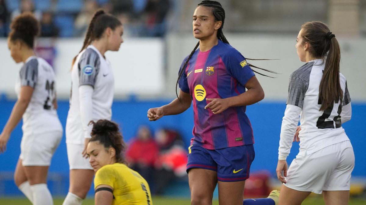 Una jugada del Levante Badalona-Barça