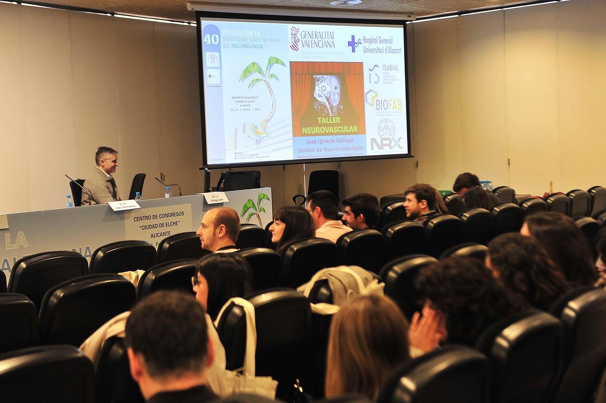 Un momento este viernes de la 40 Reunión de la Sociedad Valenciana de Neurología, organizada por el servicio de la especialidad del Hospital General Universitario de Elche