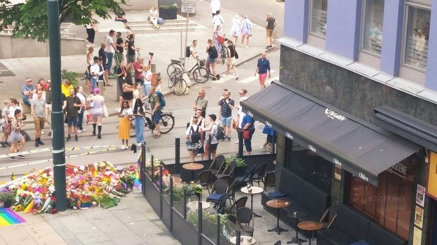 Una española en el tiroteo en Oslo: &quot;El ataque empezó en una tienda de comida para llevar y luego en los pubs&quot;