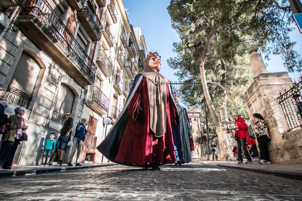 Aplec de Nanos i Gegants en Alcoy