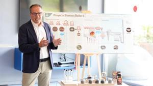 El consejero delegado de Nestlé España, Jordi Llach, en la presentación de la inversión en una segunda caldera de biomasa