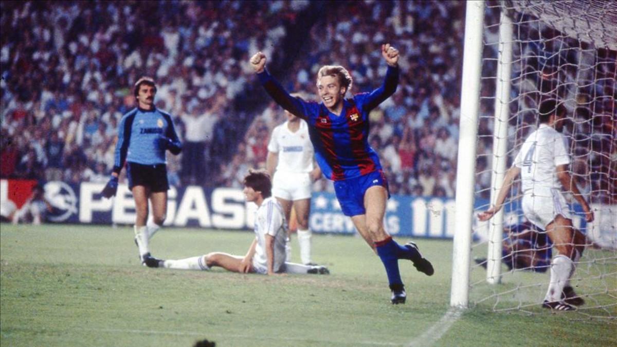 Archibald celebró el segundo gol en el 0-3 en el Bernabéu de la 84-85