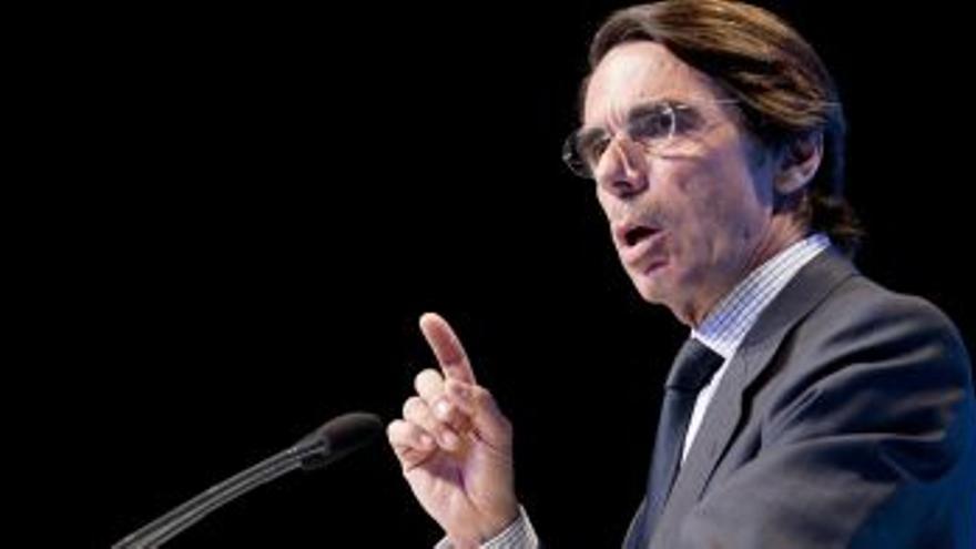 Rajoy confía a Aznar la misión de rediseñar la sanidad pública