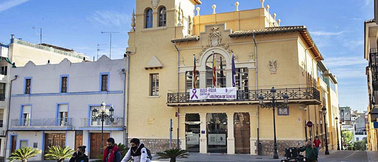 El Ayuntamiento de Riba-roja de Túria. | GERMÁN CABALLERO