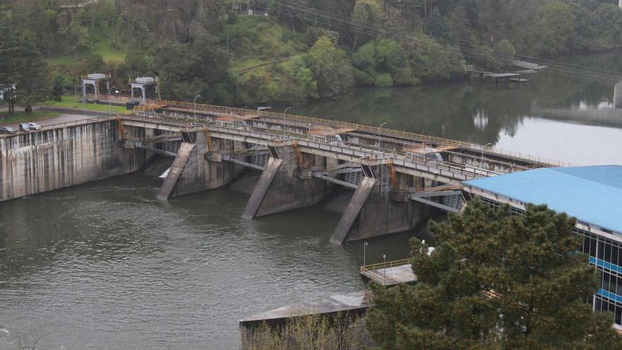 El consumo de electricidad en Galicia se mantiene en niveles de hace 30 años