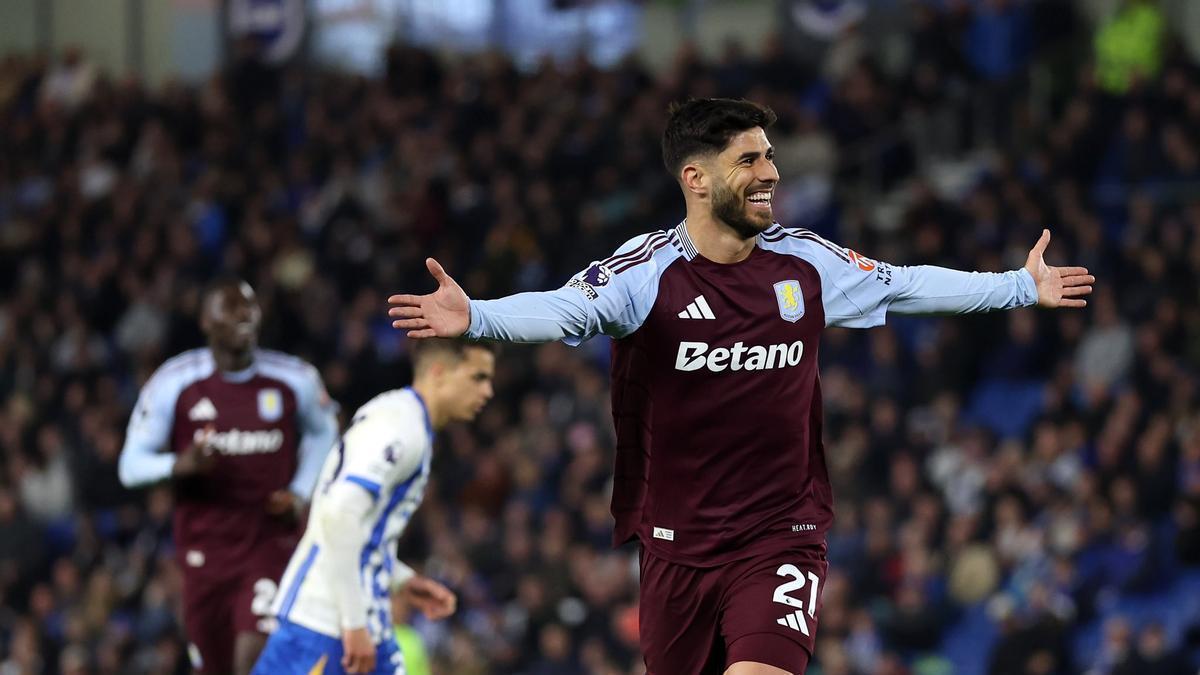 Marco Asensio celebra la victoria al Brighton por 0-3.