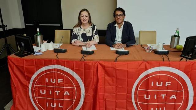 Negueruela en Roma con la sindicalista Sudo Longley. | CAIB