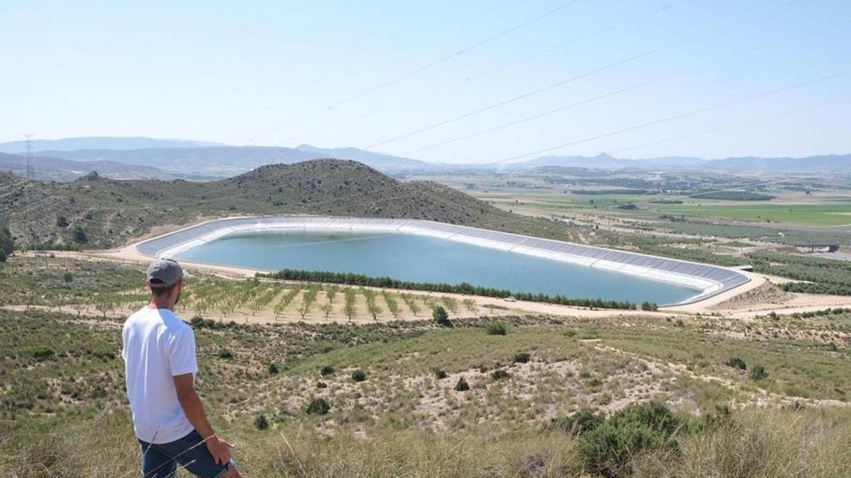 Embalse de La Cuesta, que regula los aportes del Júcar a través de las infraestructuras del postrasvase