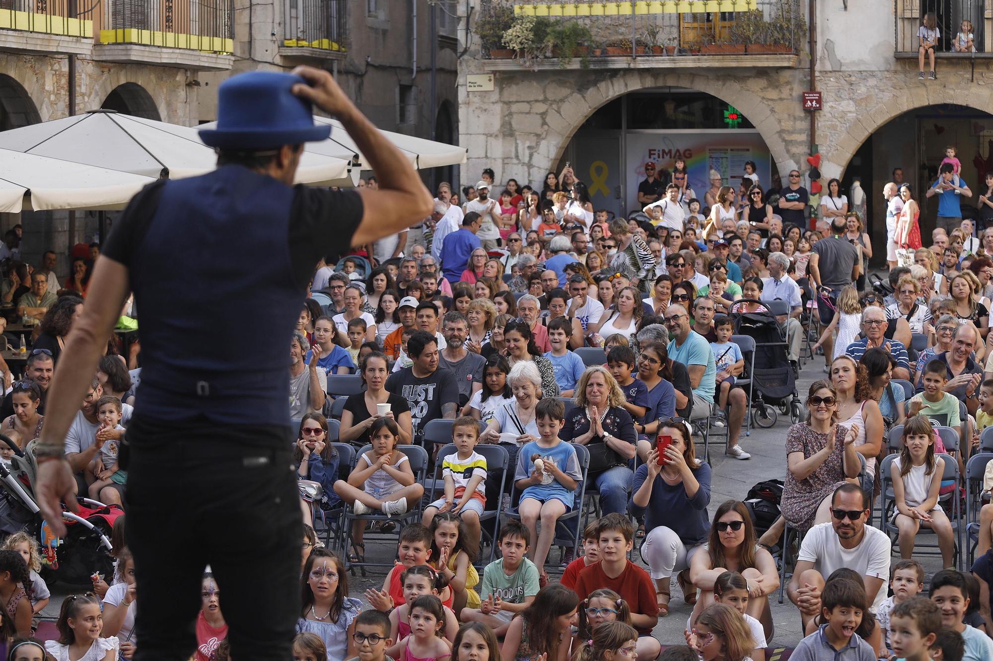 El Fimag torna al carrer i ho celebra a l’engròs