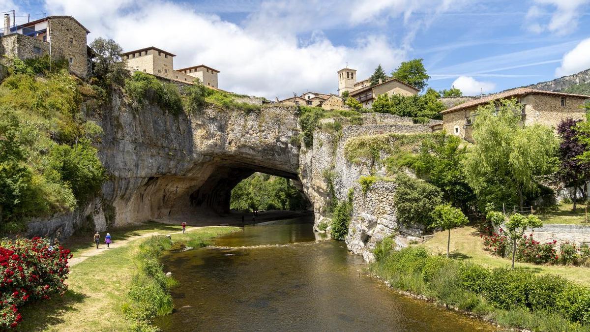 El pueblo más surrealista de España es también uno de los más bonitos