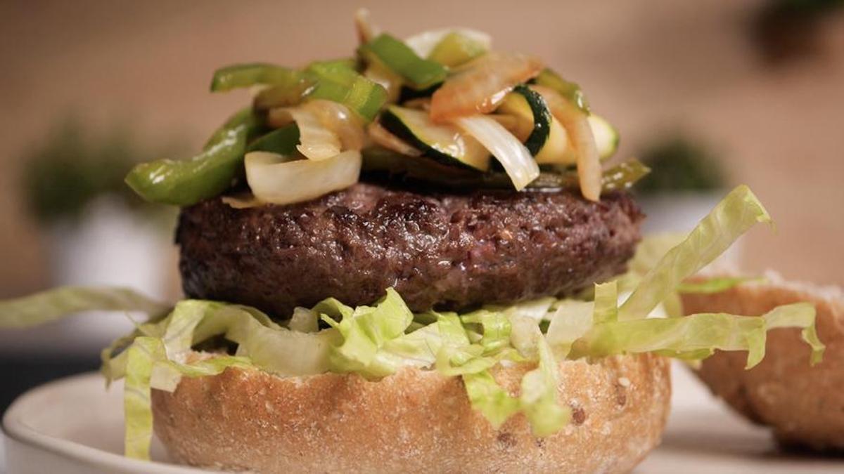 ¿Verduras y hamburguesa? Una combinación perfecta.