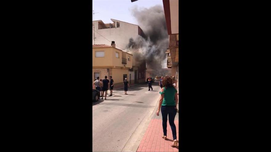 Incendio en Sangonera la Verde