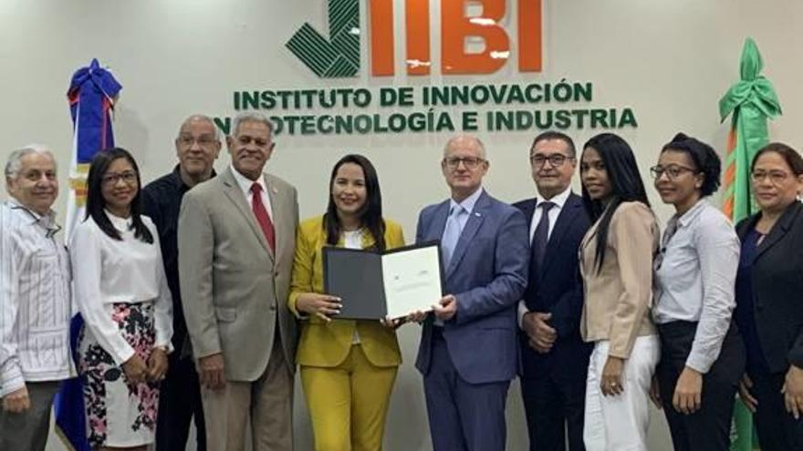 La UMH estrecha lazos con el Ministerio de Ciencia de República Dominicana