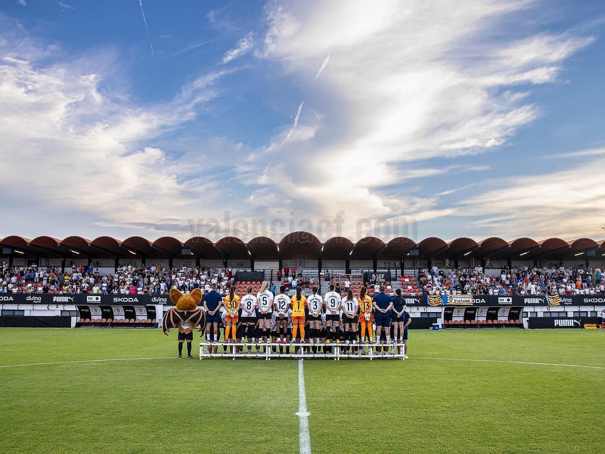 Presentación del Valencia CF en el Antonio Puchades