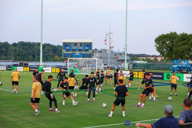 Así ha sido el entrenamiento del Barça en la Base Naval de la Marina de Annapolis para preparar el clásico