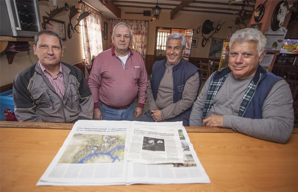 Los vecinos de Castilblanco opinan sobre el proyecto Elysium