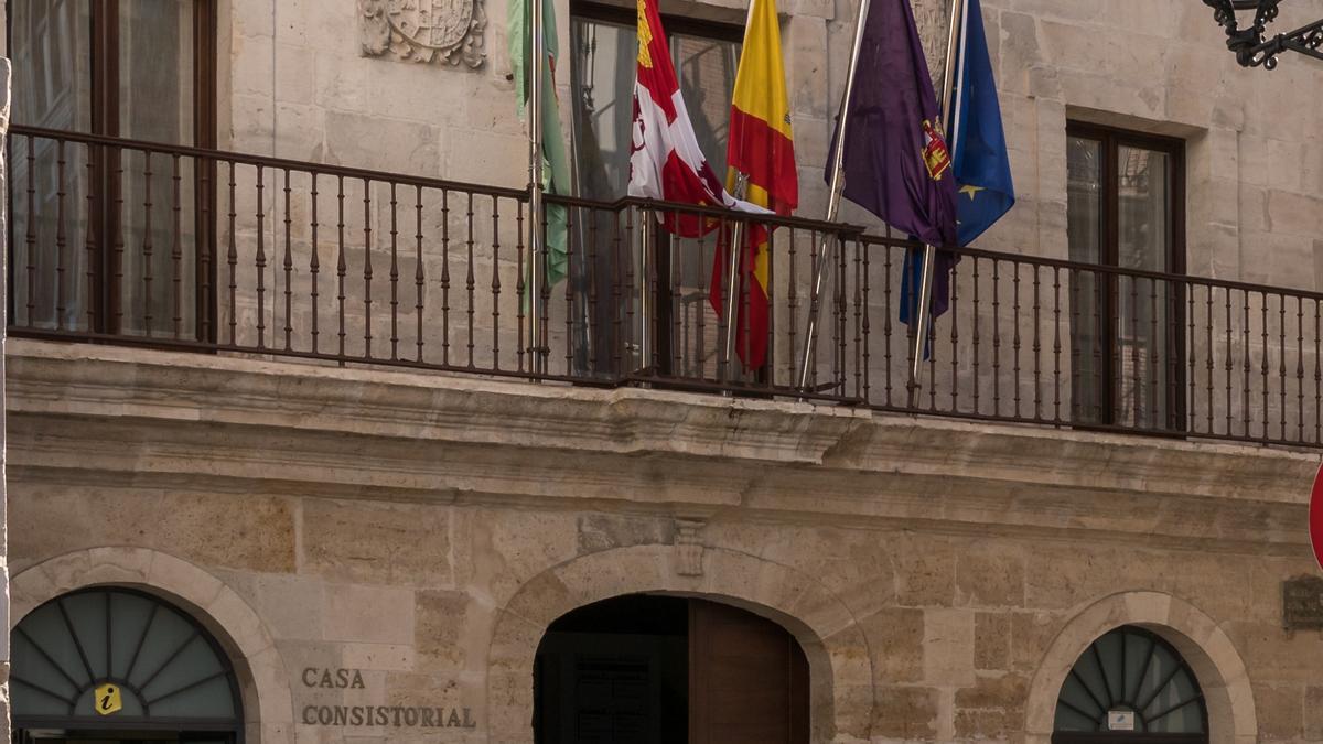 Fachada del Ayuntamiento de Briviesca (Burgos)