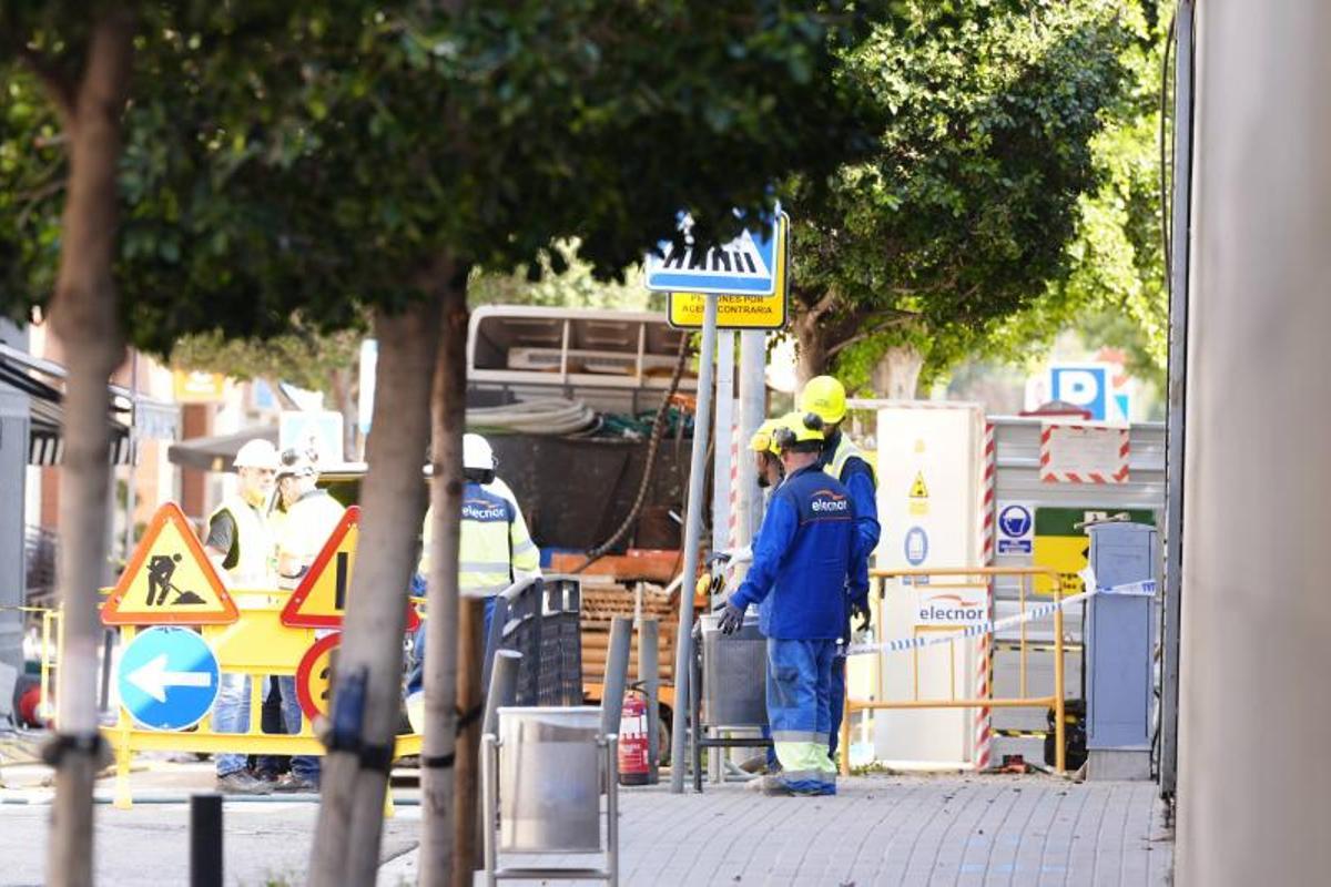 Confinados vecinos de la c/Natzaret de LH por una fuga de gas