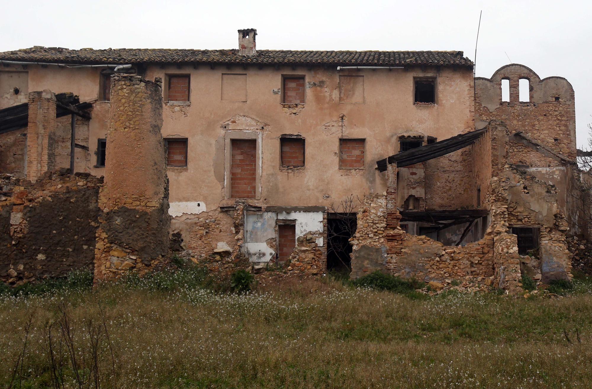 El poblado abandonado de Berfull, una cita con el pasado