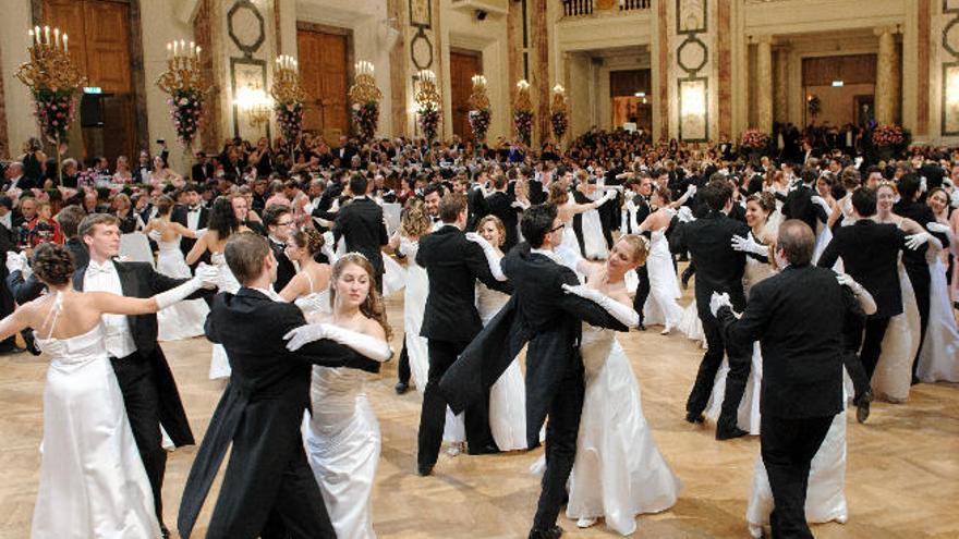 Una de las últimas celebraciones del baile vienés que se han organizado en la capital austriaca.