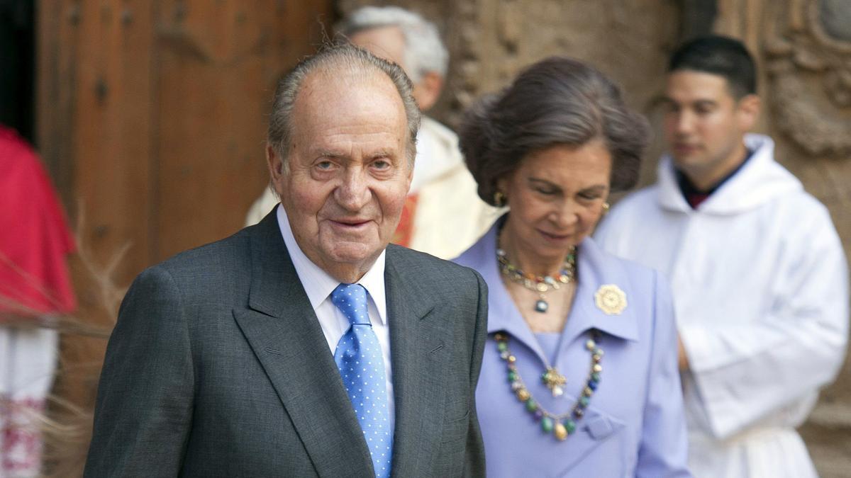 Los Reyes Juan Carlos y Sofía en una imagen de archivo en Mallorca