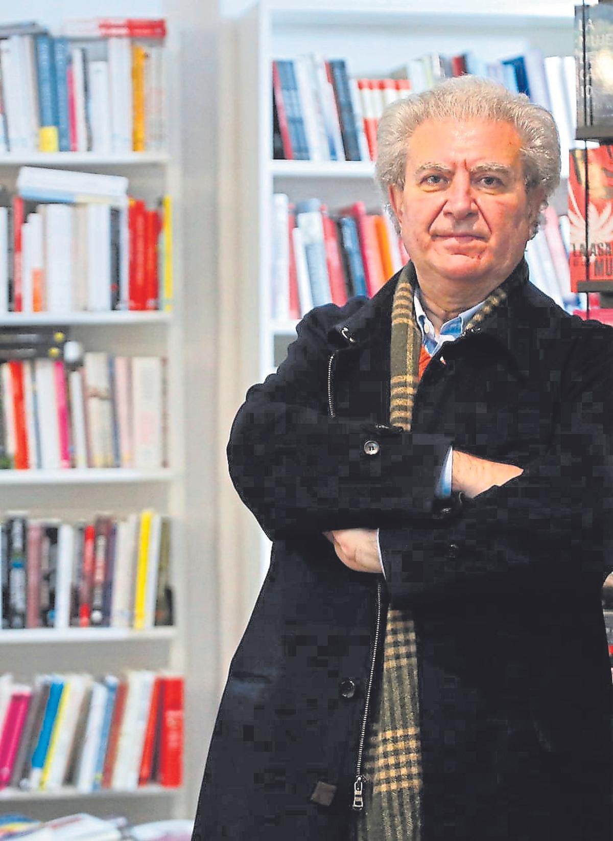 César Antonio Molina