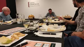 Quines cerveses encaixen millor amb cada formatge? L’aposta de la Seu per donar-ho a conèixer