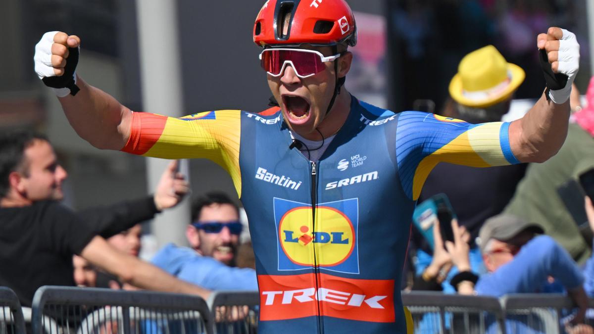 Milan: "Una sensación maravillosa volver a ganar en el Giro"