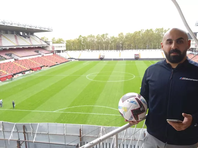 El iraquí que recibió el balonazo de Fede Valverde: "Era el primer partido de fútbol que veía"