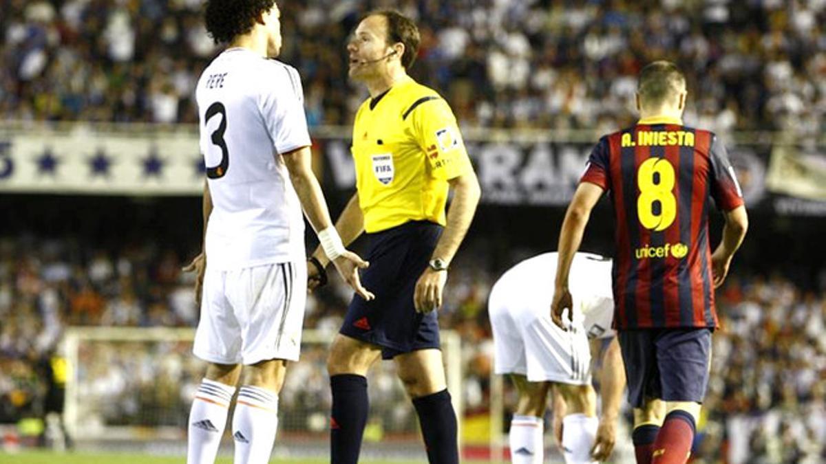 Mateu Lahoz apenas apareció en la final de Copa en Mestalla