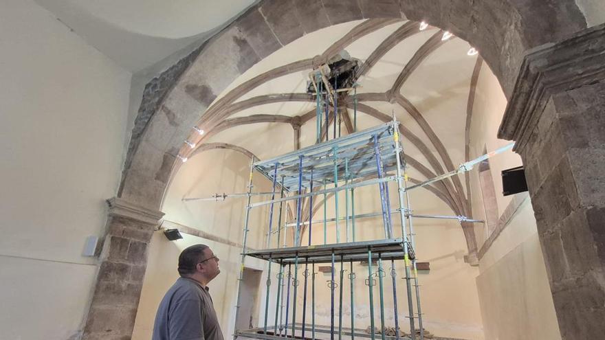 La capilla que albergó el sepulcro del rey Aurelio, en riesgo: buscan fondos para reparar la ermita de Santa Lucía, en San Martín del Rey Aurelio