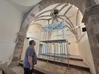 La capilla que albergó el sepulcro del rey Aurelio, en riesgo: buscan fondos para reparar la ermita de Santa Lucía, en San Martín del Rey Aurelio