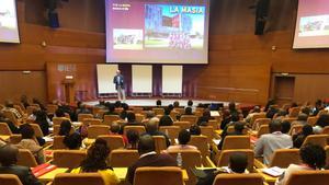 Alfonseda en una de las charlas motivacionales en IESE. El expresidente de la Agrupació de Jugadors del FC Barcelona toma el deporte, y concretamente el fútbol, como referencia e inspiración