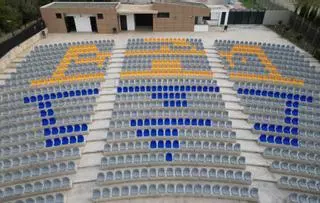 Rincón de la Victoria instala 1.042 asientos con respaldo en el Auditorio Municipal