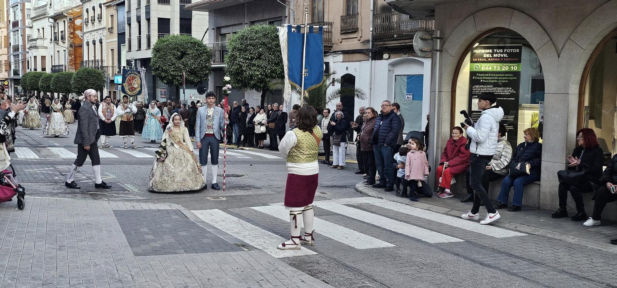 La Ofrena de Tavernes de la Valldigna tanca les Falles de 2025