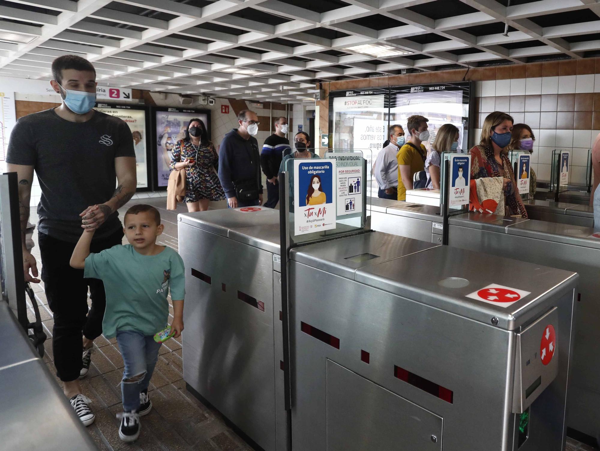 Primer domingo de servicio gratuito en Metrovalencia