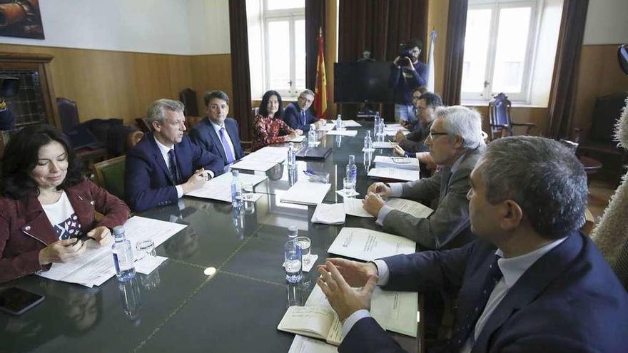 Reunión de la Comisión Mixta de Xustiza celebrada ayer en A Coruña.