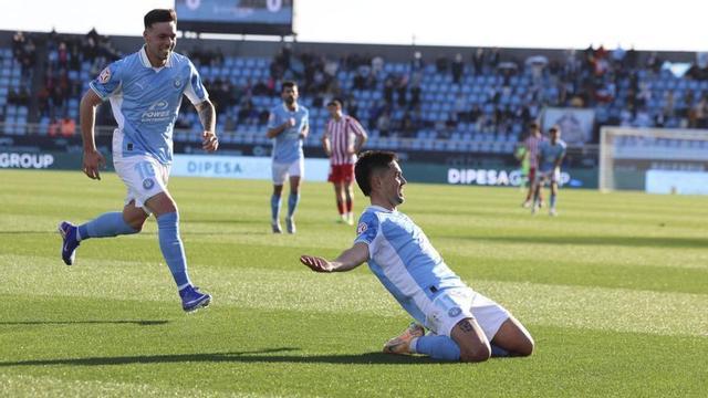 Fran Castillo celebra un gol ante el Atlético de Madrid B. | VICENT MARÍ