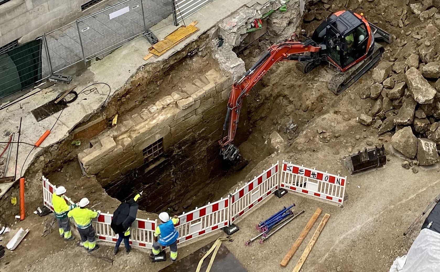 Las obras del túnel de Porta do Sol descubren nuevo patrimonio arqueológico