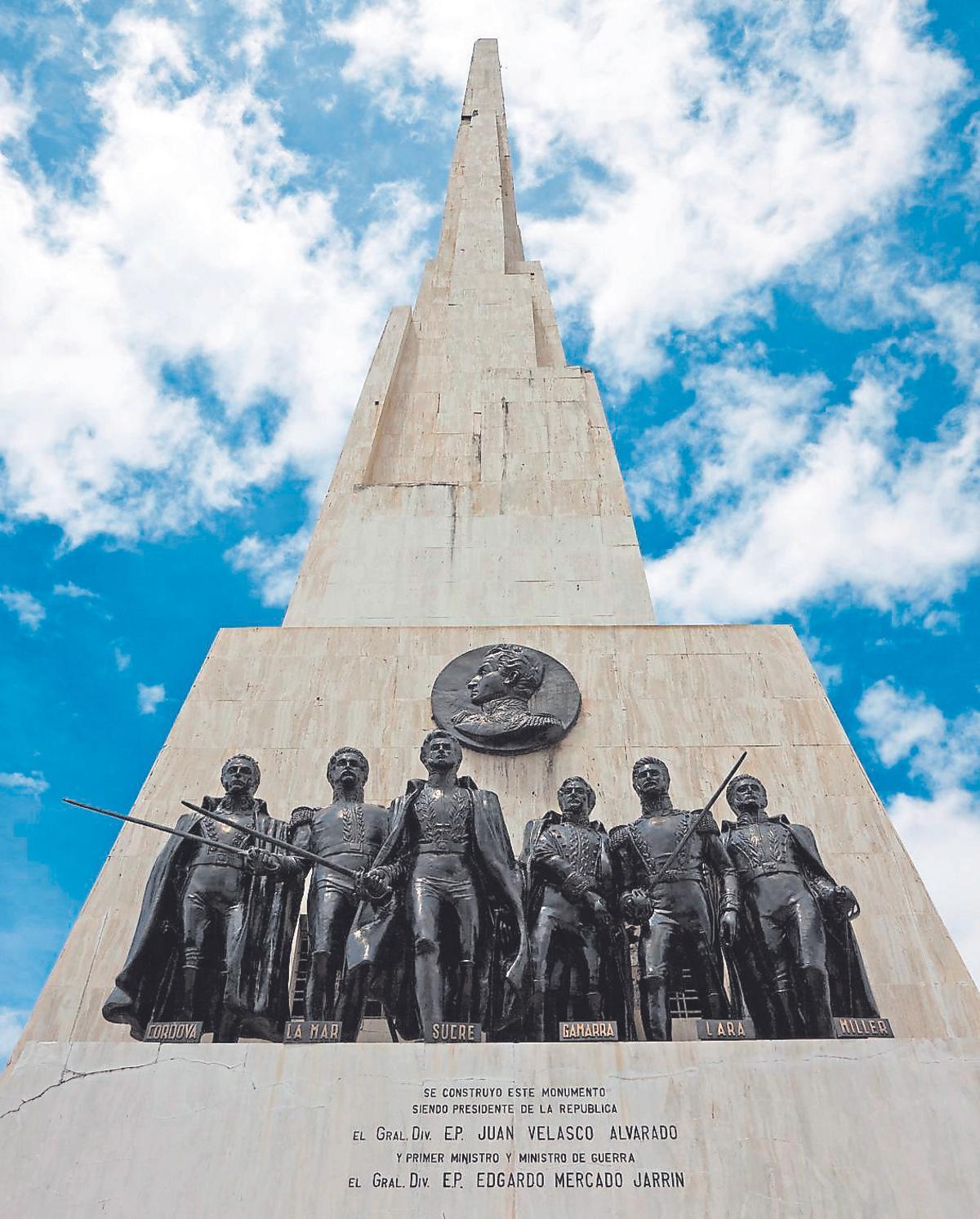 Obelisco conmemorativo de la batalla de Ayacucho.