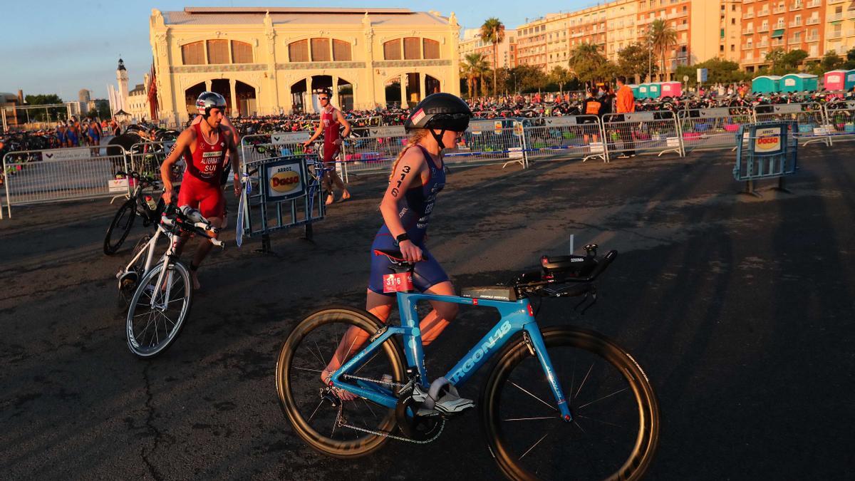 Búscate en las imágenes del campeonato de Europa de Triatlón . Distancia Olímpica